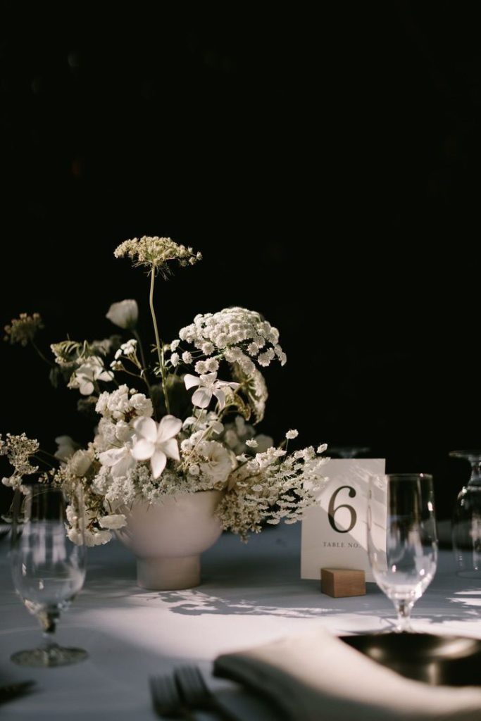 a minimal and modern wedding at jm cellars seattle wedding florist botanique